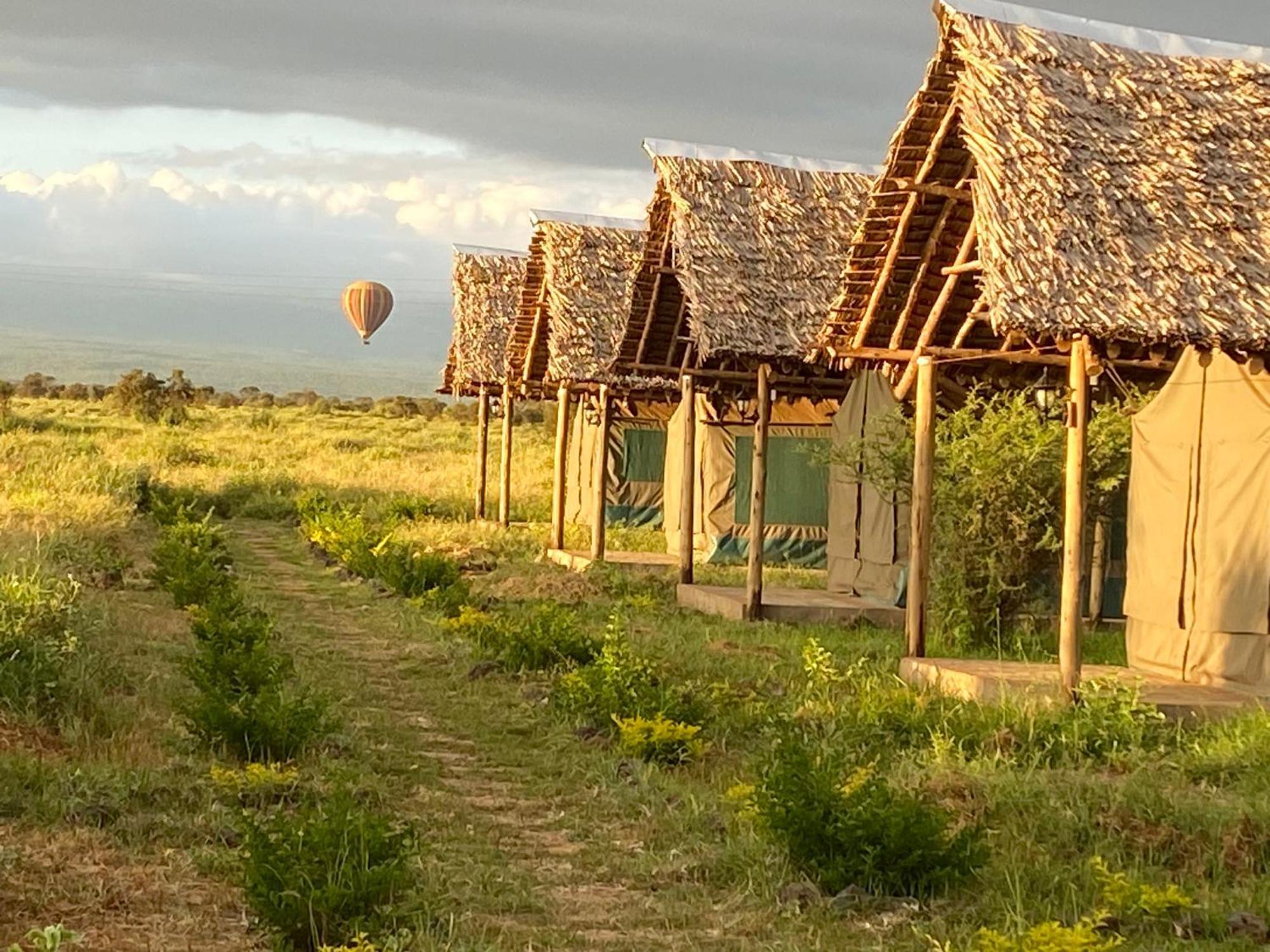 Amboseli Discovery Camp מראה חיצוני תמונה