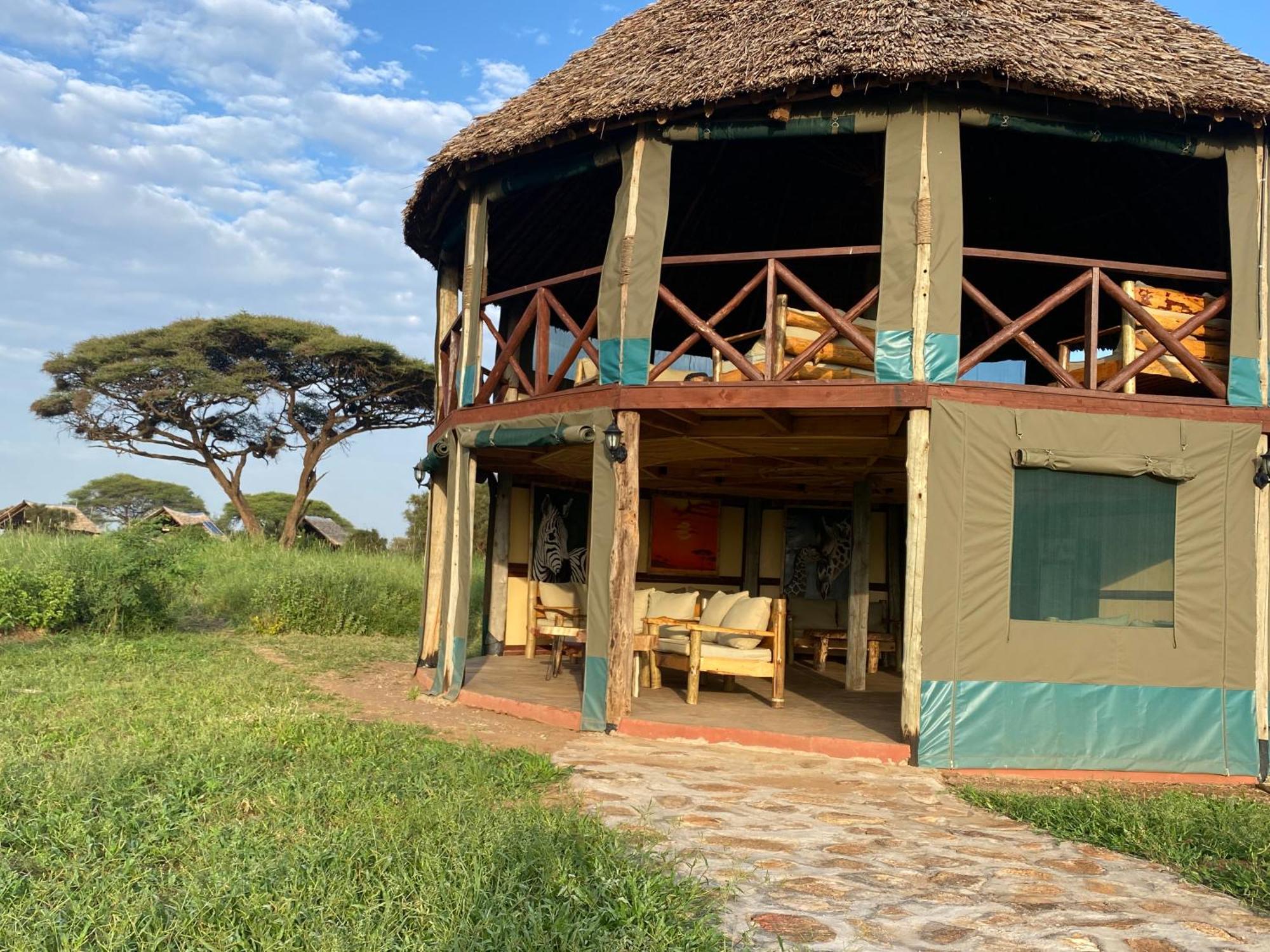 Amboseli Discovery Camp מראה חיצוני תמונה