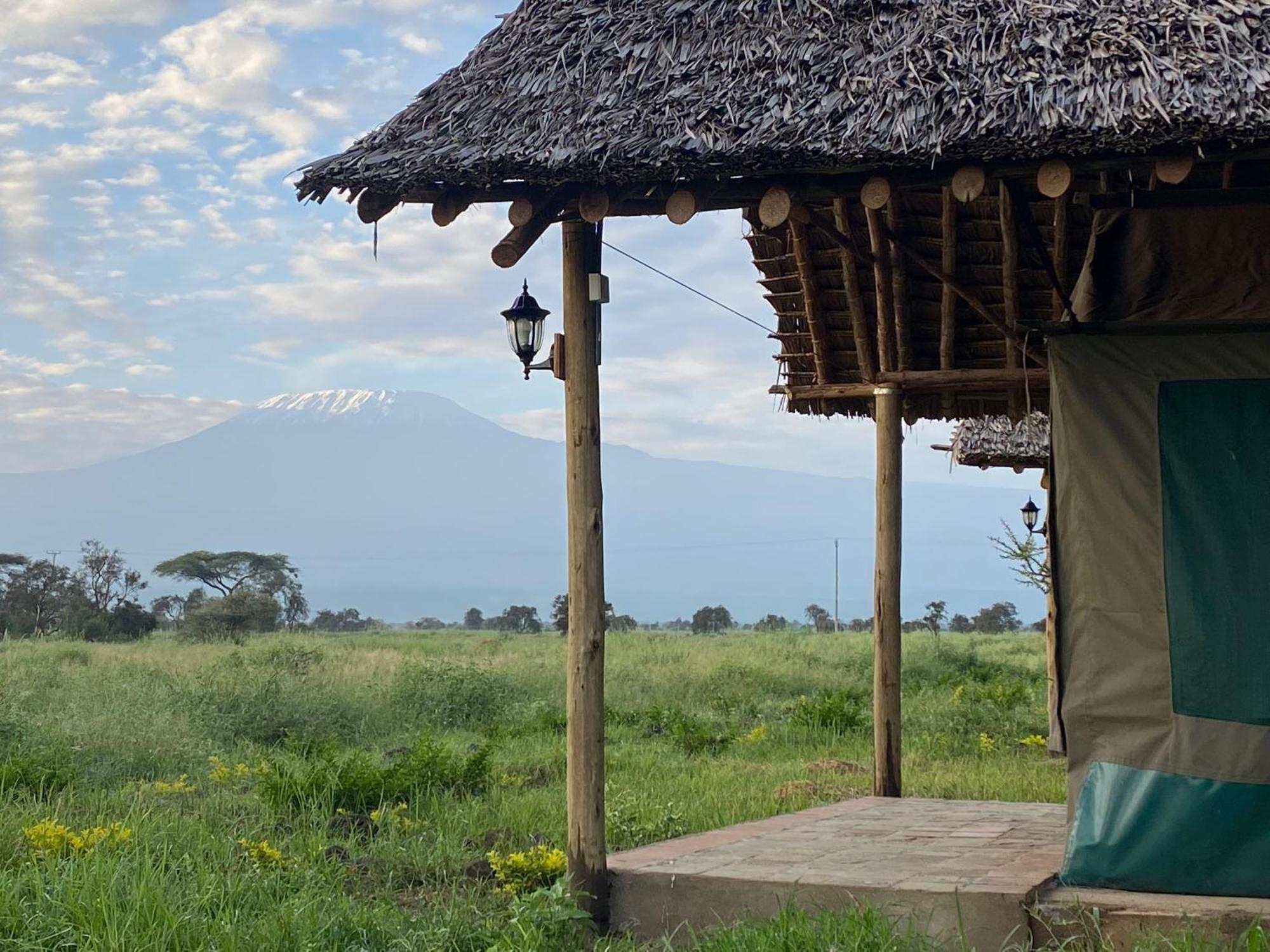 Amboseli Discovery Camp מראה חיצוני תמונה