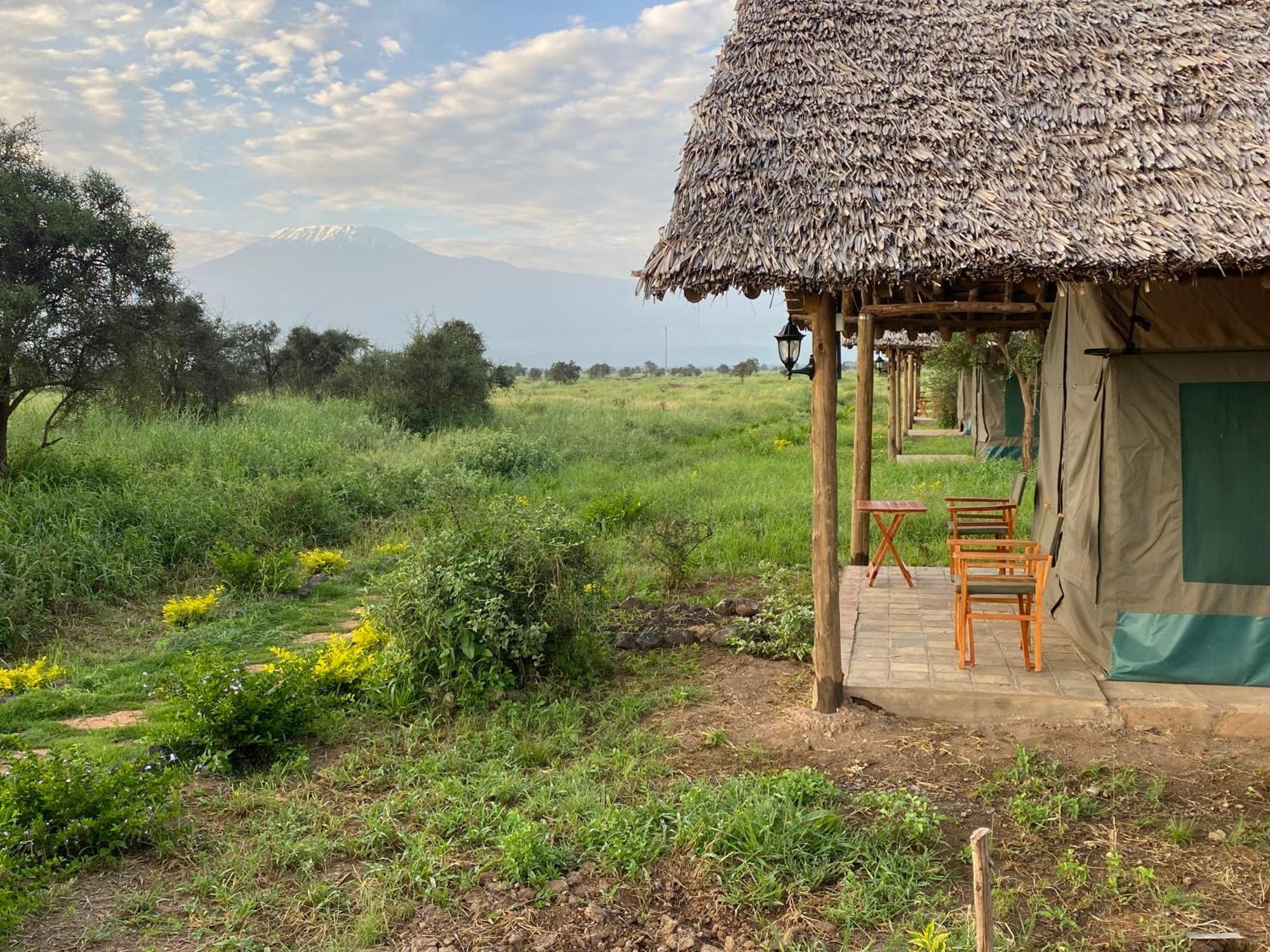 Amboseli Discovery Camp מראה חיצוני תמונה