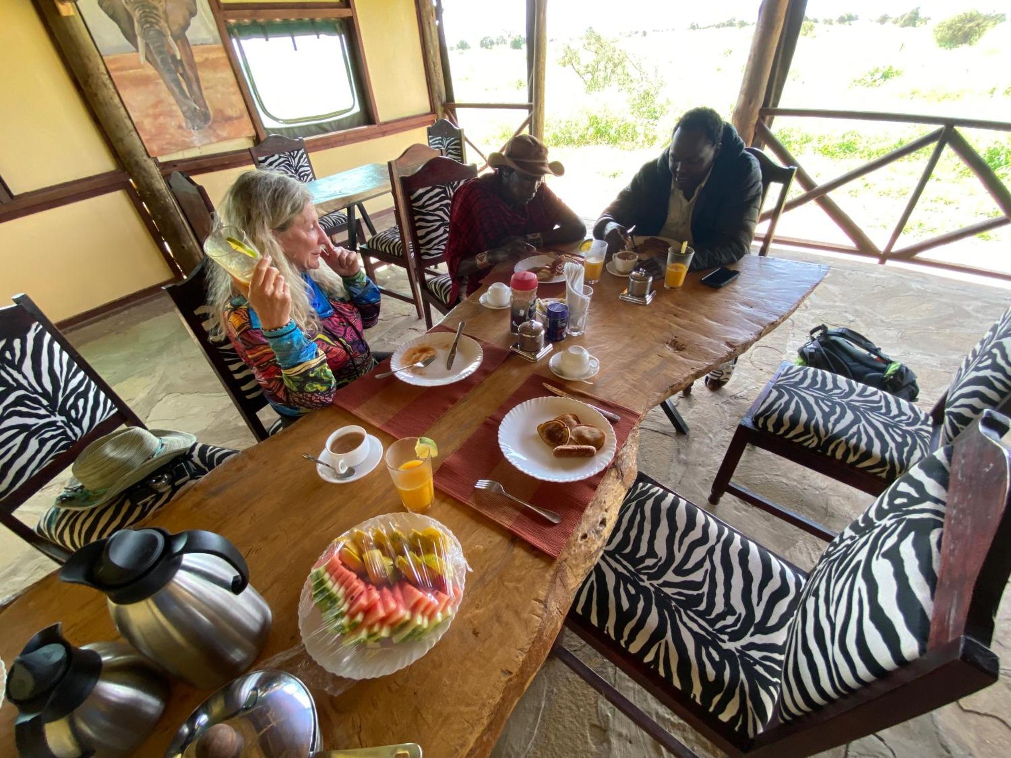 Amboseli Discovery Camp מראה חיצוני תמונה
